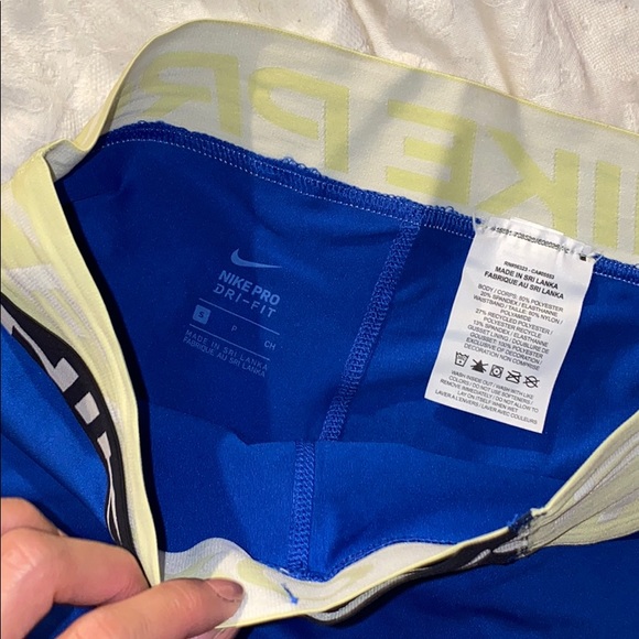 Nike pro shorts - Picture 7 of 10